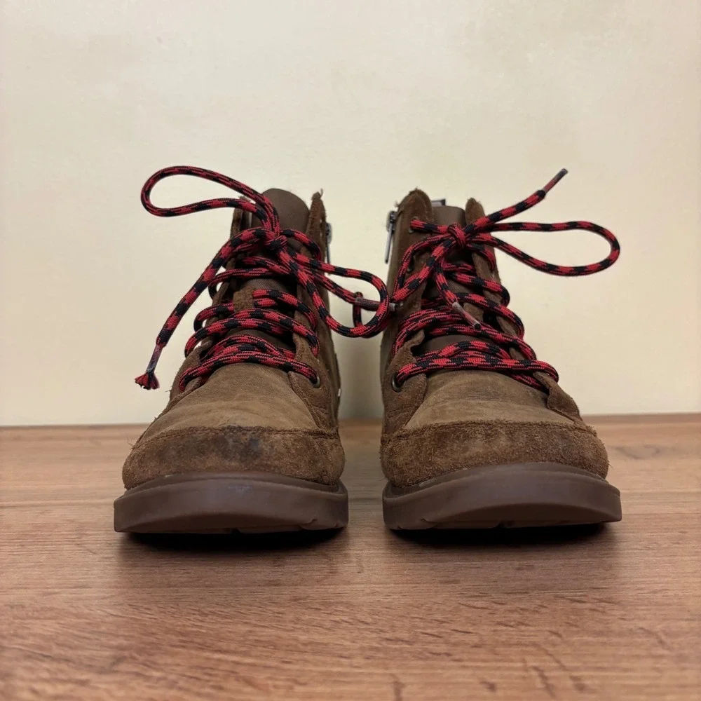UGG Robley Weather Ankle Boots Walnut Kids Size 4 Waterproof Leather Lace Up